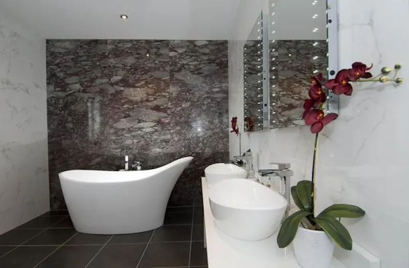 Bathroom at Luxurious Langland villa, W209 (photo 30)