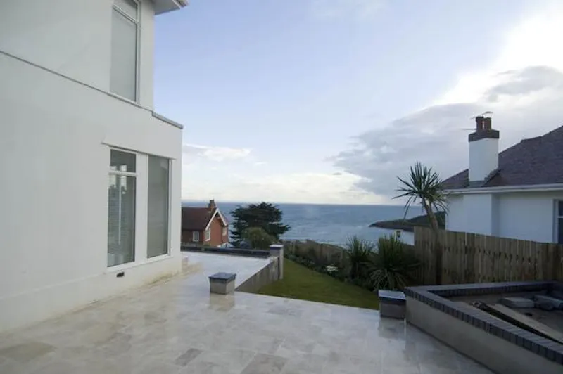 Luxurious Langland villa, W209 (photo 37)