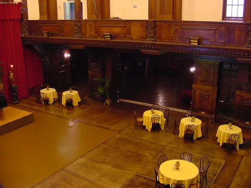 Film location, W210