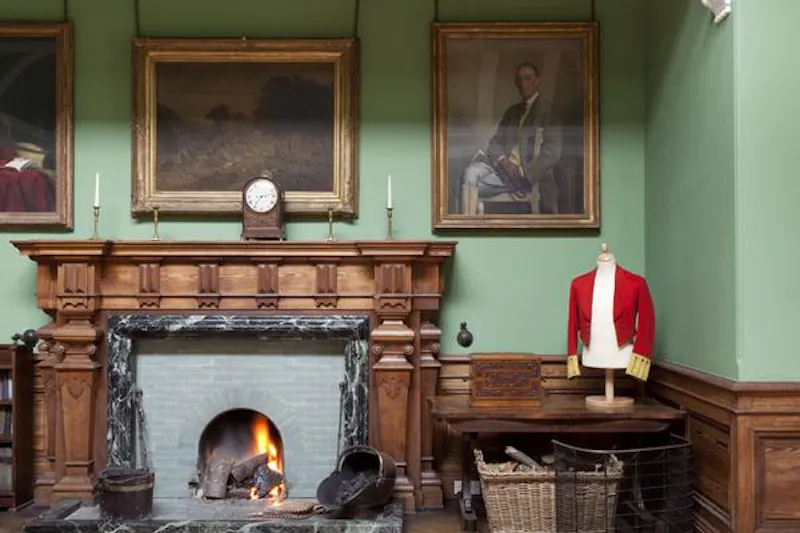 Fireplace at Film location W211 in Wales (photo 15)