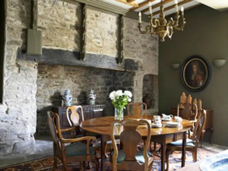 Dining room at Georgian country house Wales, W214 (photo 15)