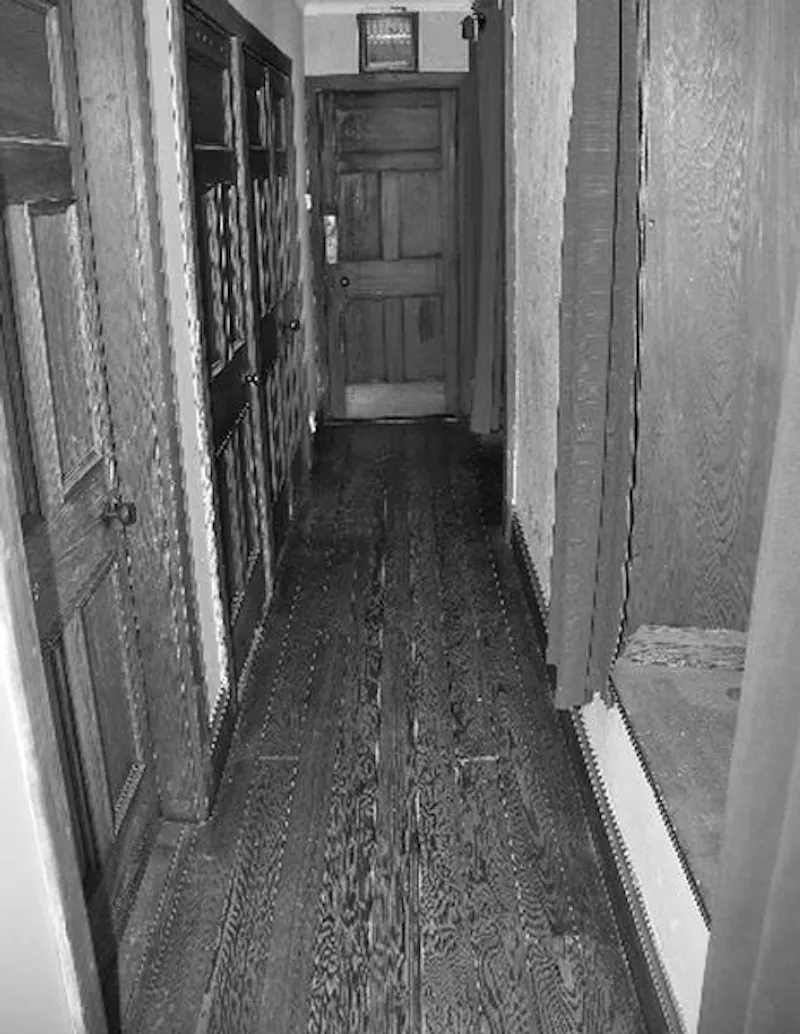Corridor at Film location W216 in Wales (photo 23)