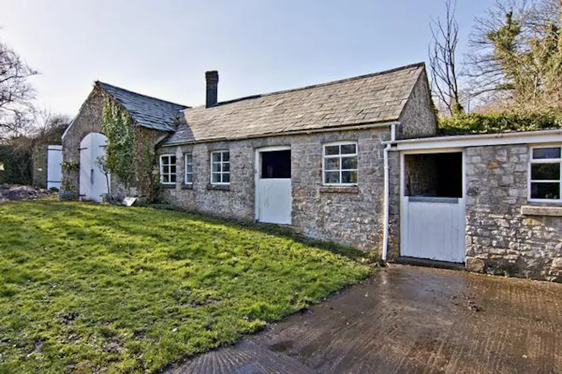 Stable / Outbuildings at Film location B1638 in Wales (photo 15)