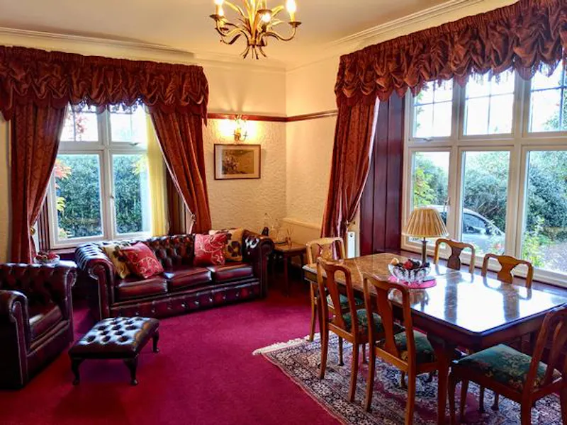 Dining room at Film location B1887 in Tyne and Wear (photo 7)