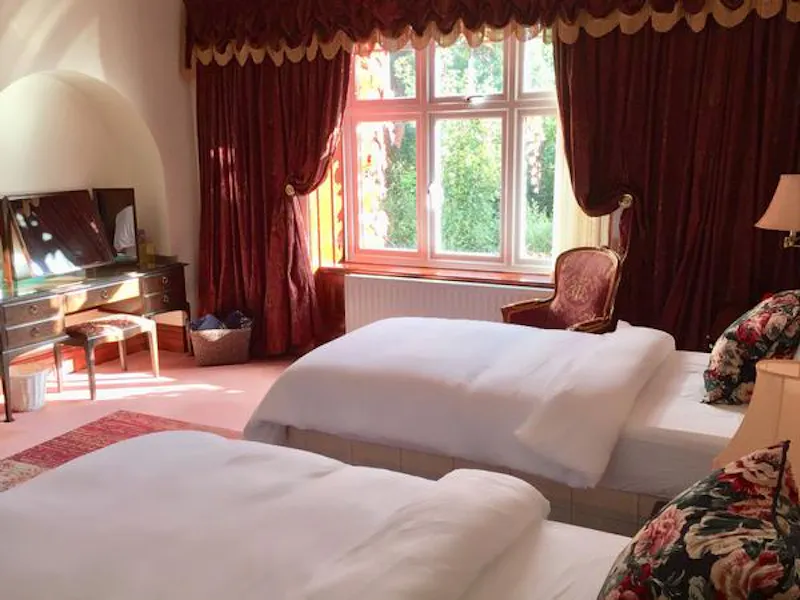 Bedroom at Film location B1887 in Tyne and Wear (photo 19)