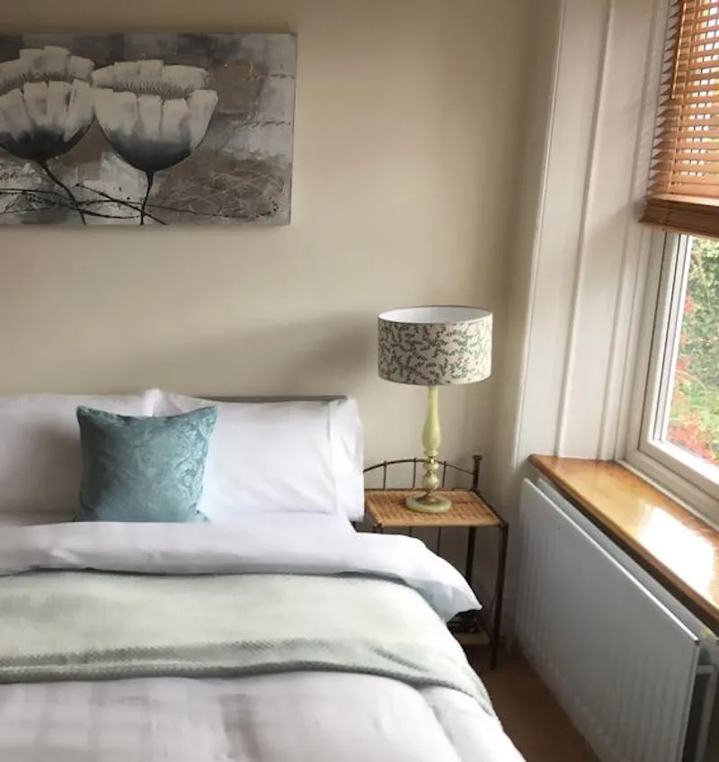 Bedroom at Film location B1887 in Tyne and Wear (photo 21)