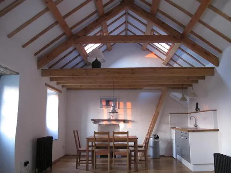 Dining room at Film location C854 in Wales (photo 8)