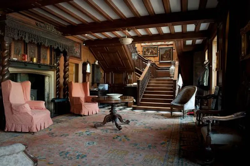 Fireplace at Film location G291 in Wales (photo 2)