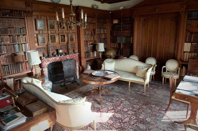 Library at Film location G291 in Wales (photo 6)