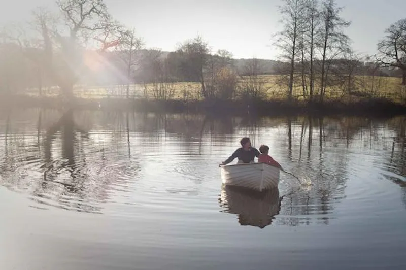 Lake at Film location G291 in Wales (photo 37)