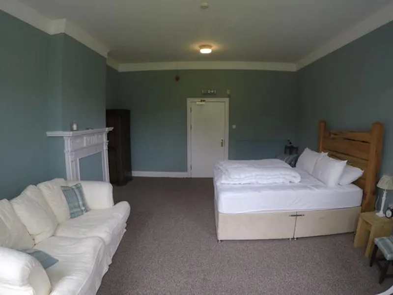 Film location A1415 in Wales (photo 45)