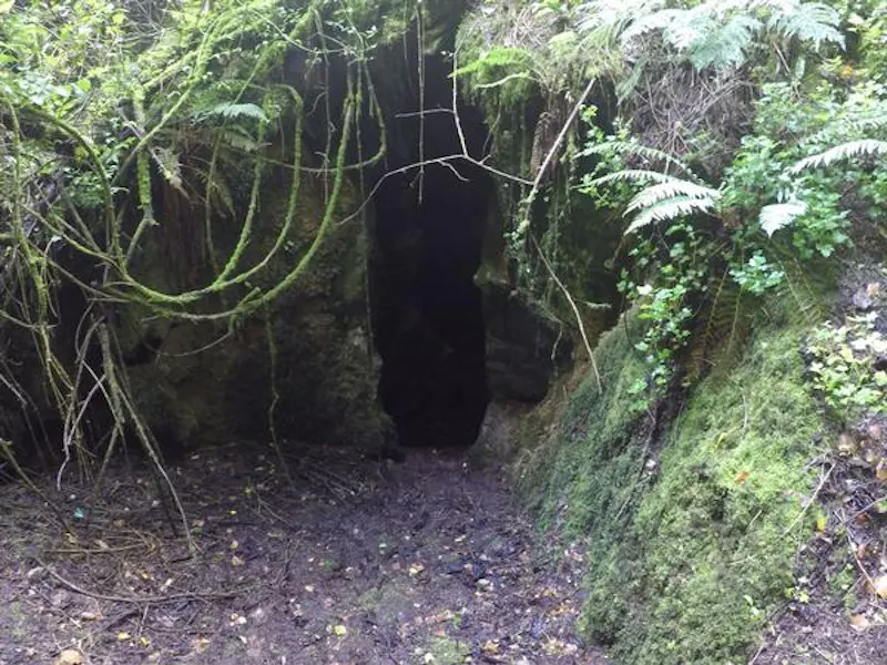 Film location A1415 in Wales (photo 108)