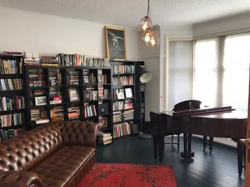 Film location, E449