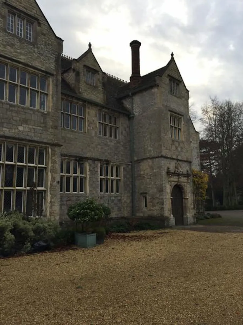 Driveway at Film location M336 in Cambridgeshire (photo 1)