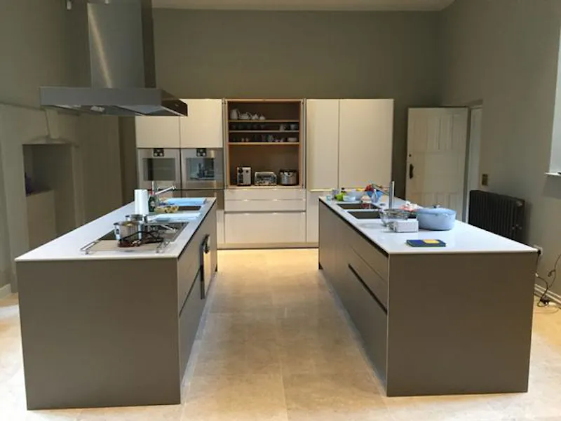 Kitchen at Film location M336 in Cambridgeshire (photo 7)