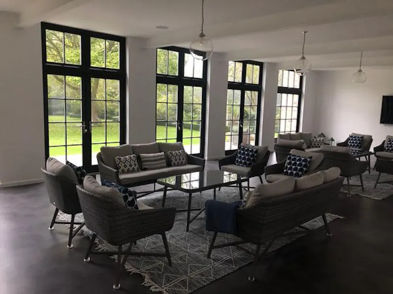 Living Room at Film location M336 in Cambridgeshire (photo 10)