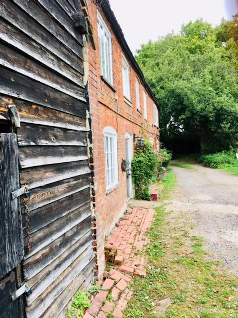 Reigate Farm Estate , L702 (photo 9)