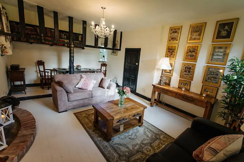 Burnham Tudor manor , M334 (photo 20)