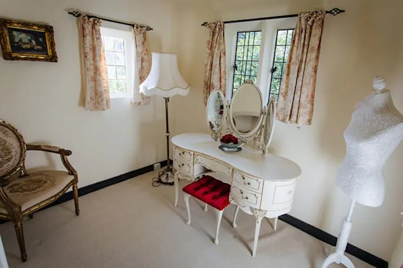 Burnham Tudor manor , M334 (photo 31)
