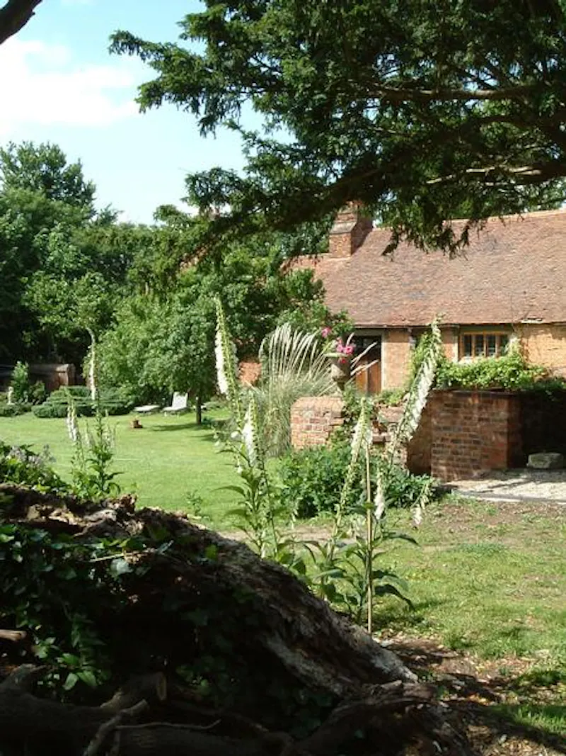 Burnham Tudor manor , M334 (photo 51)