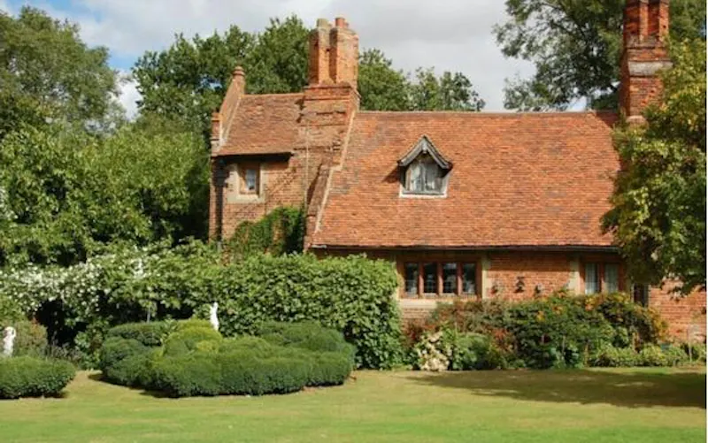 Burnham Tudor manor , M334 (photo 55)