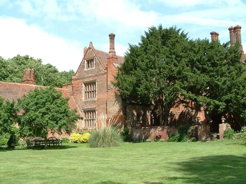 Burnham Tudor manor , M334 (photo 69)