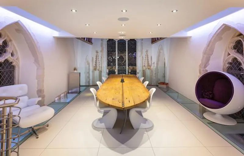 Dining room at Film location CH112 in Essex (photo 28)
