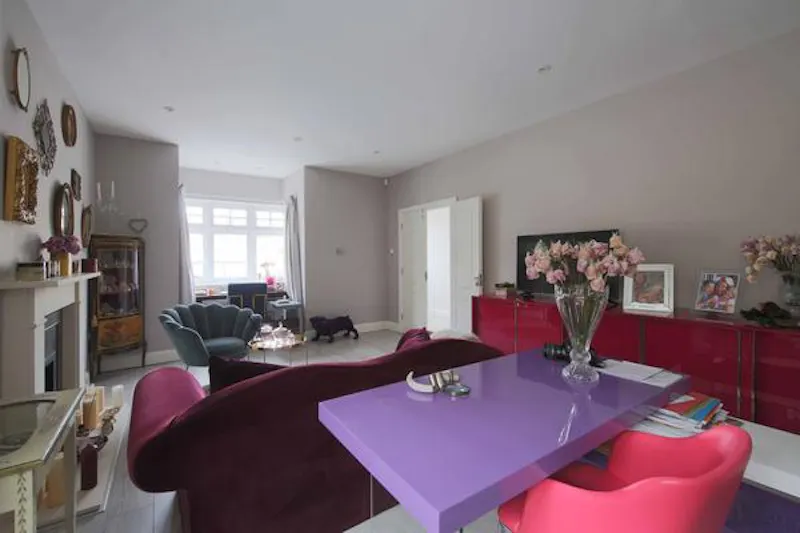Modern house in Raynes Park, D2451 (photo 18)