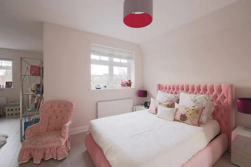 Bedroom - child's at Modern house in Raynes Park, D2451 (photo 29)