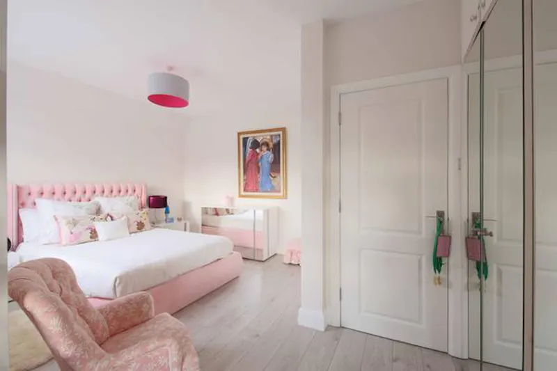 Bedroom - child's at Modern house in Raynes Park, D2451 (photo 31)