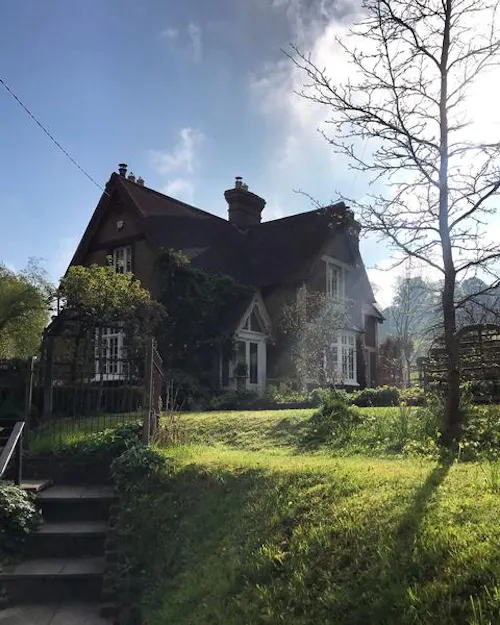 Film location, D2452