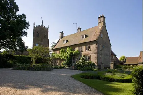 Country house near Towcester, M333