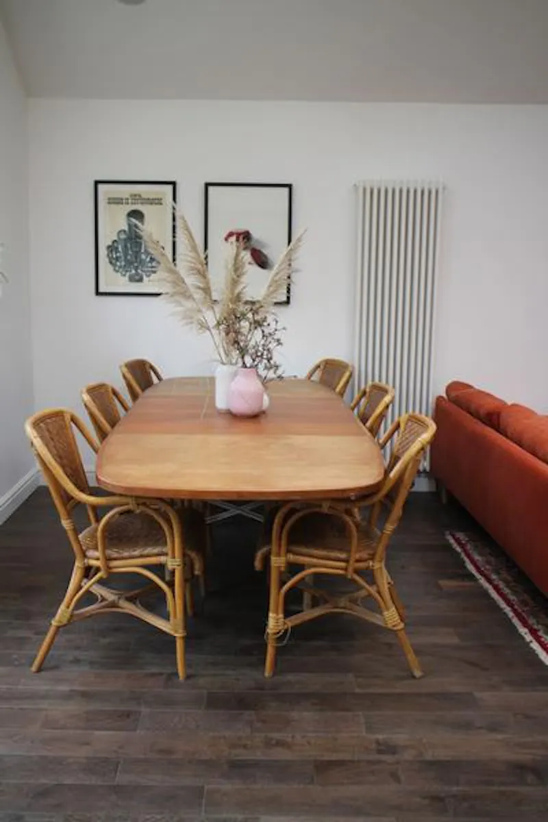 Dining room at Milton Keynes modern bungalow, D2454 (photo 16)