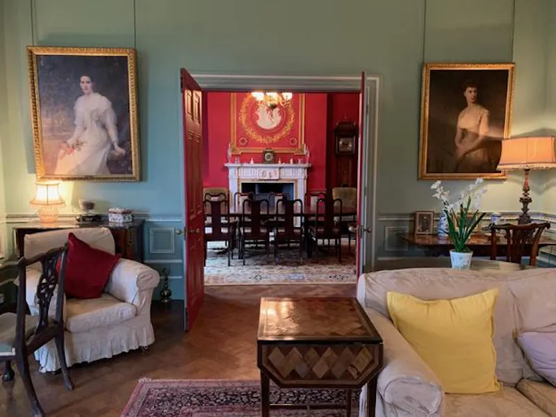 Drawing room at Film location A1522 in Leicestershire (photo 8)