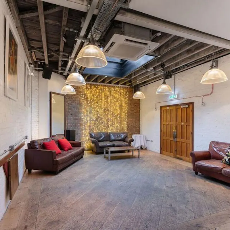 Film location R836 in London (photo 3)