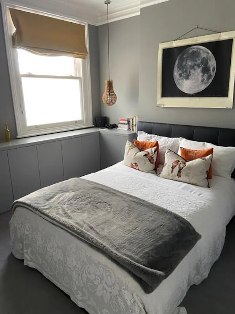 Bedroom at Film location B1884 in London (photo 14)