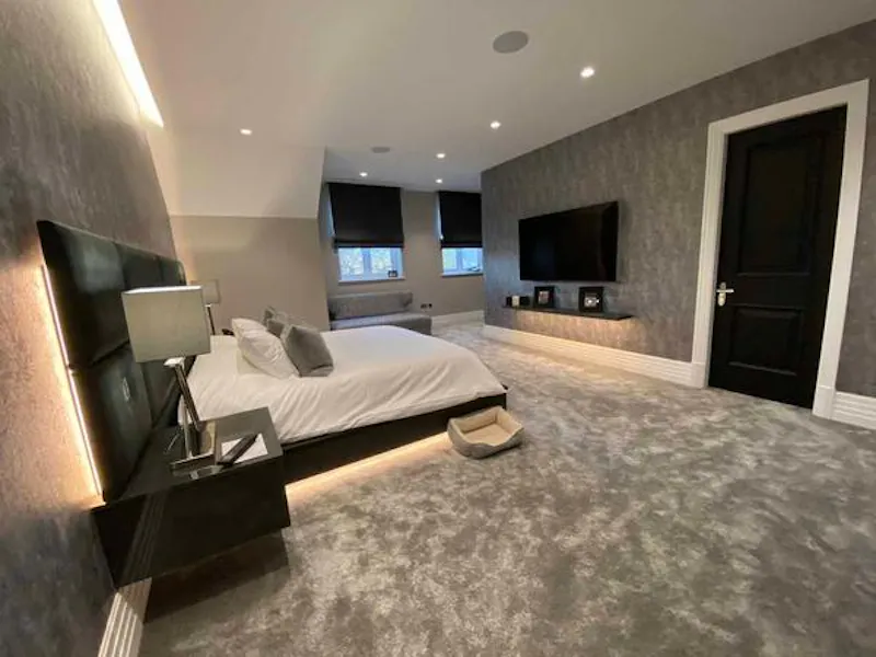 Plush Radlett family house, D2456 (photo 19)