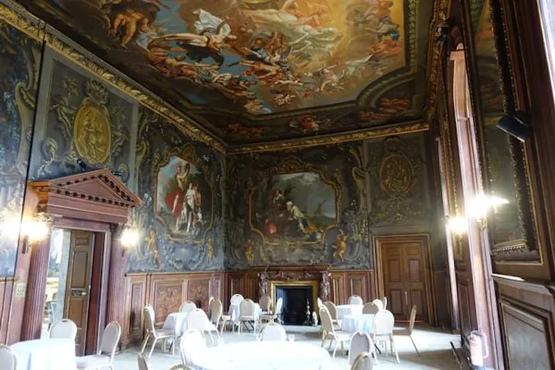 Ballroom at Rickmansworth Palladian mansion, G310 (photo 13)