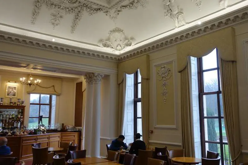 Bar at Rickmansworth Palladian mansion, G310 (photo 23)