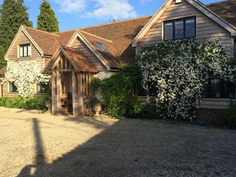 Driveway at Film location D2459 in Kent (photo 36)