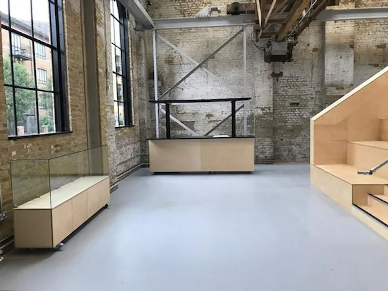 Isle of Dogs gallery , N477 (photo 12)