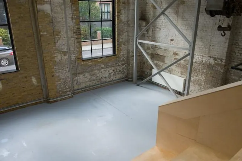 Isle of Dogs gallery , N477 (photo 17)