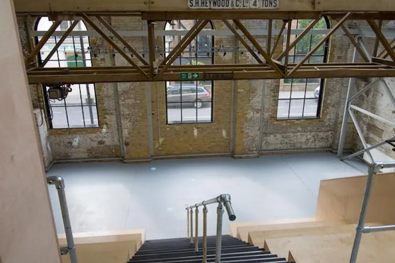 Isle of Dogs gallery , N477 (photo 20)