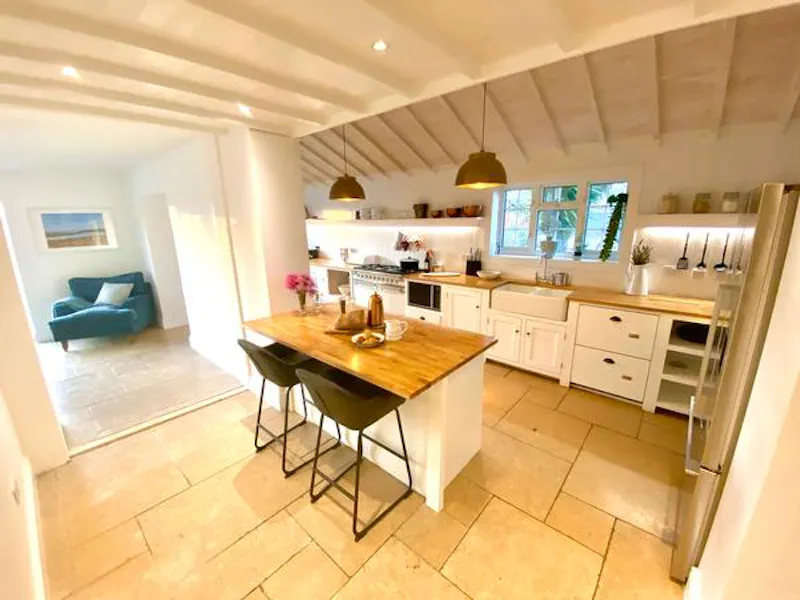 Kitchen at Faversham creek-side cottage, C920 (photo 5)
