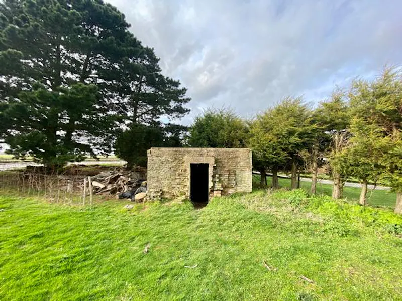 Faversham creek-side cottage, C920 (photo 15)