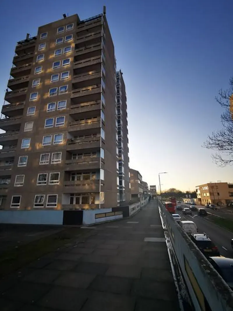 Abbey Wood tower block flat, F1196 (photo 17)