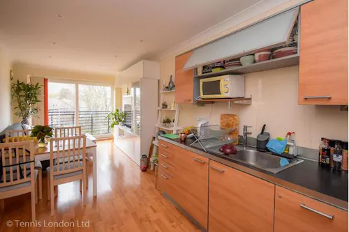 Southfields apartment, F1197