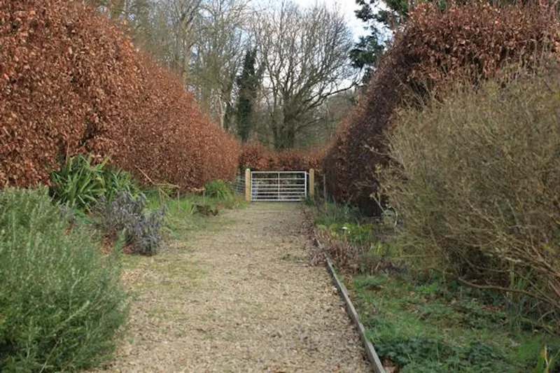 Film location A1525 in Wiltshire (photo 68)