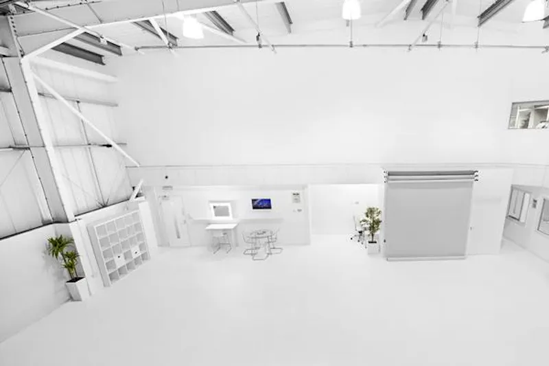 Woolwich drive-in studio, N478 (photo 5)