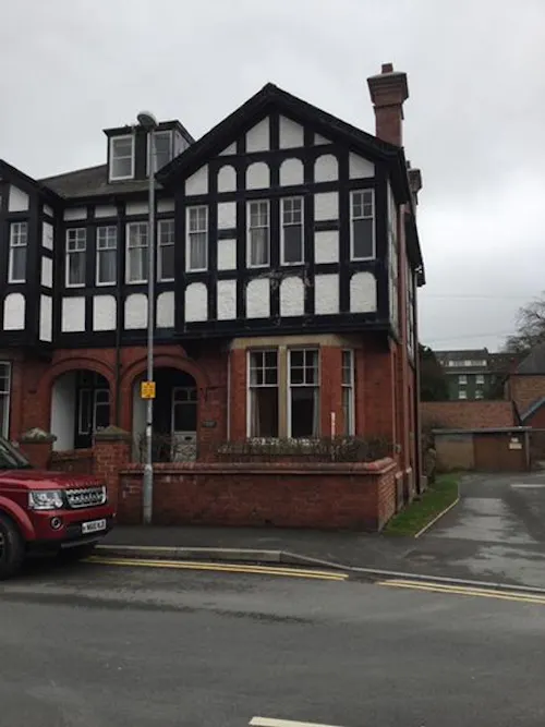 Film location, E475